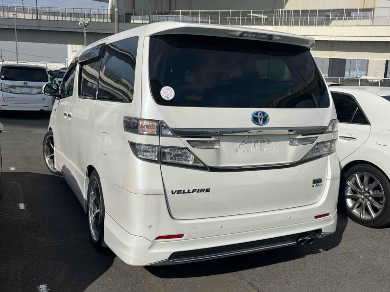 
								Toyota Vellfire 2012 Hybrid full									