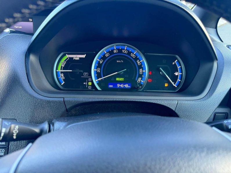 
								Toyota Voxy 2014 Hybrid full									