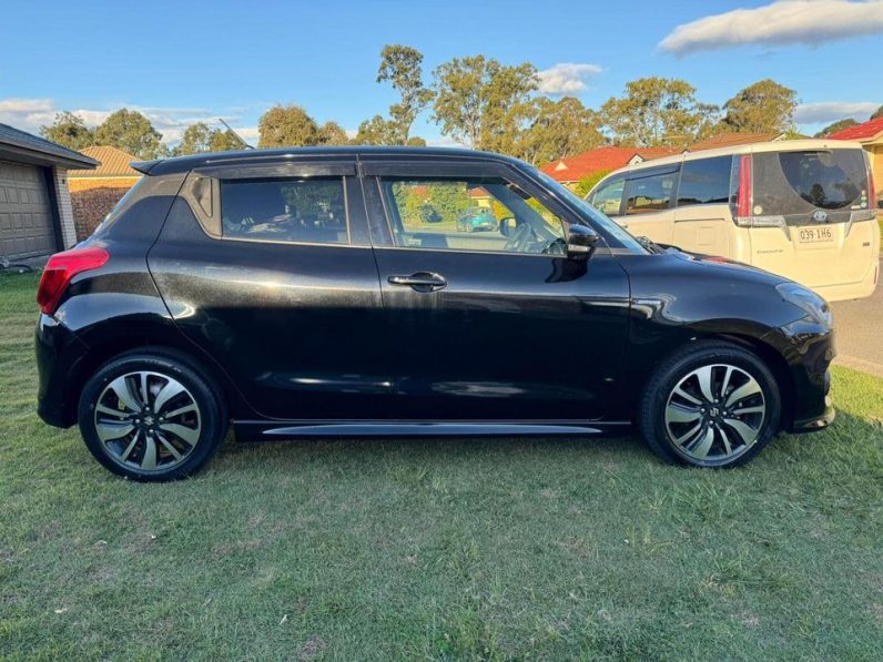 
								Suzuki Swift Hybrid RS 2019 full									