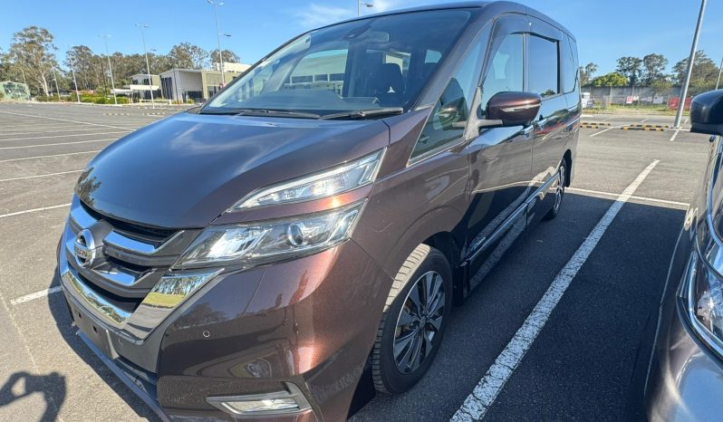 
								Nissan Serena 2017 full									