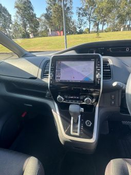 
										Nissan Serena 2017 full									