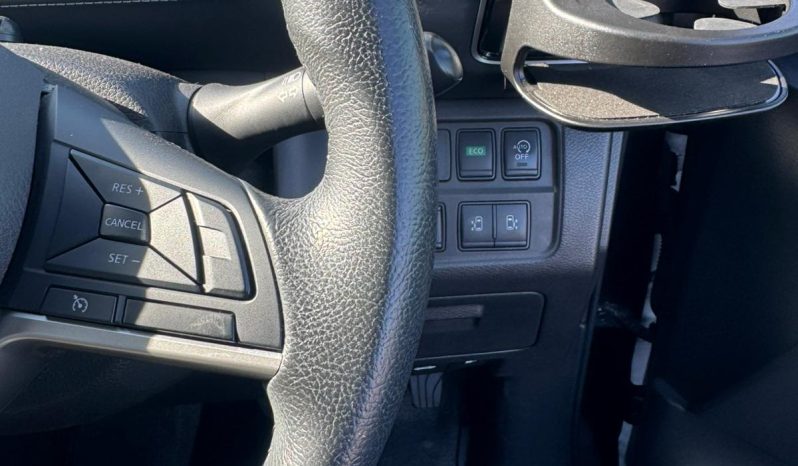 
								Nissan Serena 2017 full									