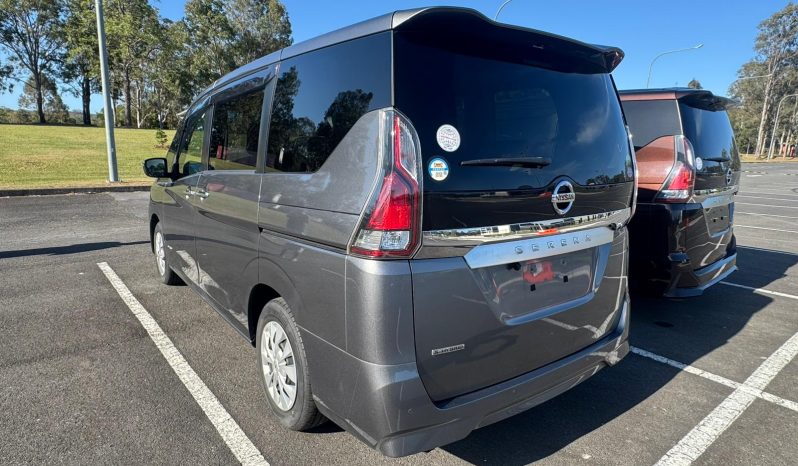 
								2019 Nissan Serena full									