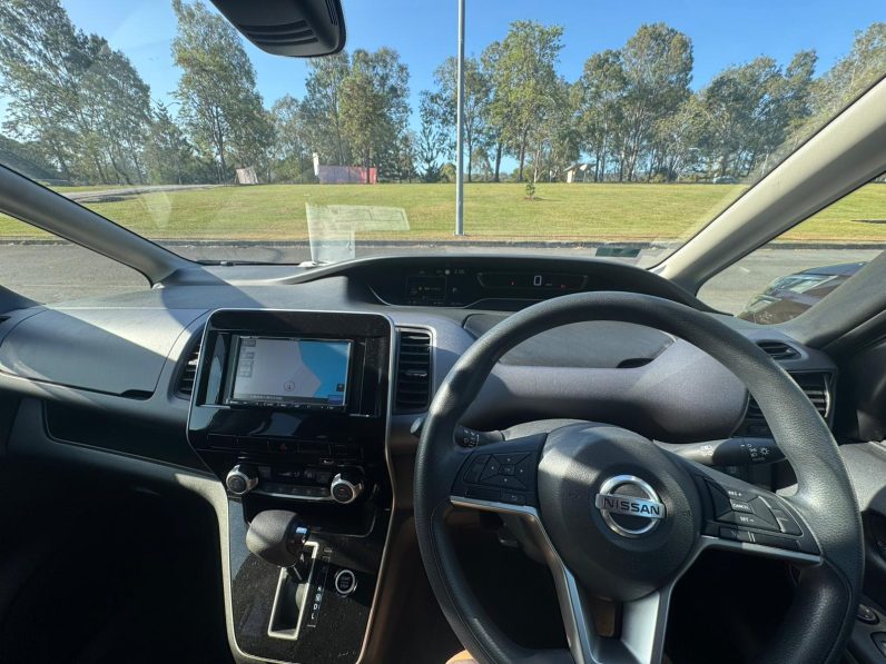 
								2019 Nissan Serena full									