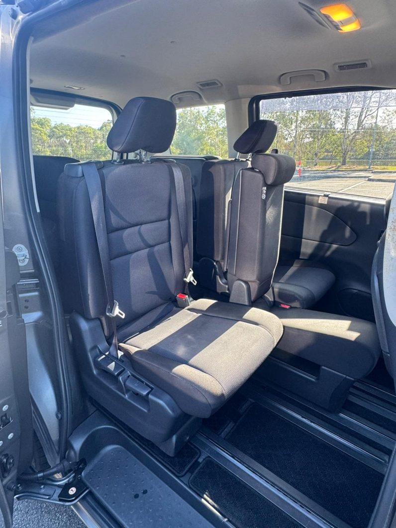 
								2019 Nissan Serena full									