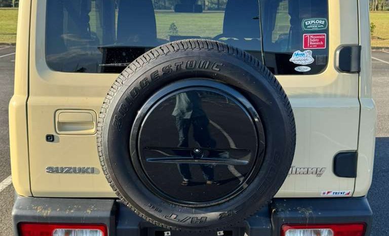 
								Suzuki Jimny 2019 XC Turbo 4WD full									
