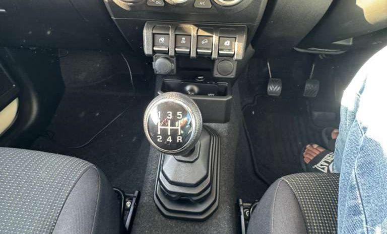 
								Suzuki Jimny 2019 XC Turbo 4WD full									
