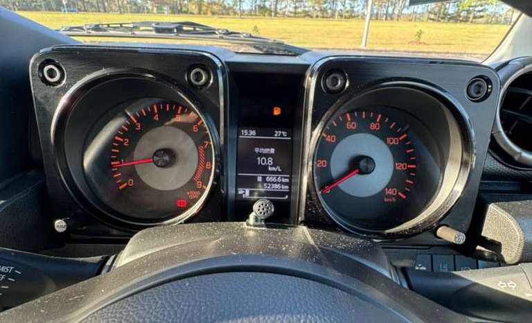 
								Suzuki Jimny 2019 XC Turbo 4WD full									