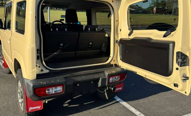 
								Suzuki Jimny 2019 XC Turbo 4WD full									