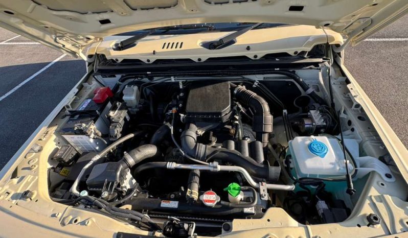 
								Suzuki Jimny 2019 XC Turbo 4WD full									