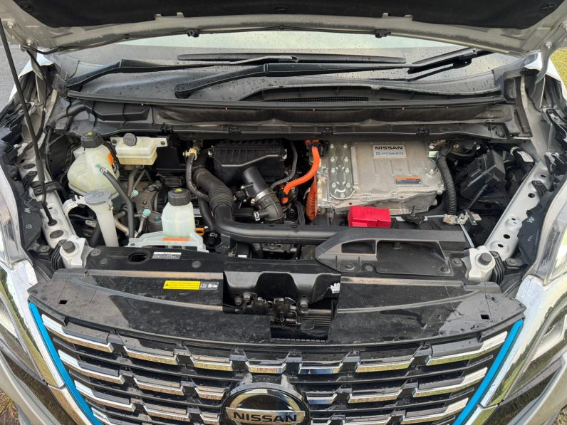 
								2021 Nissan serena full									