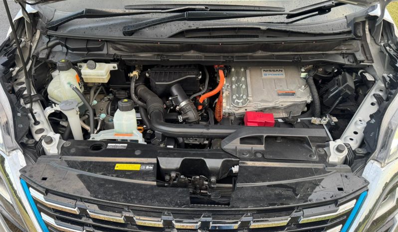 
								2021 Nissan serena full									