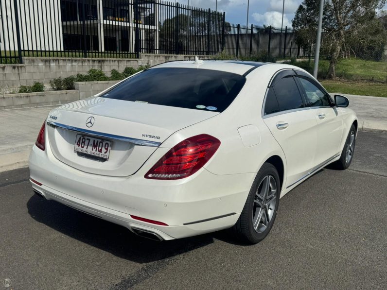 
								2015 Mercedes-Benz S-Class W222 S400 Hybrid Sedan 4dr 7G-TRONIC + 7sp 3.5 Hybrid full									