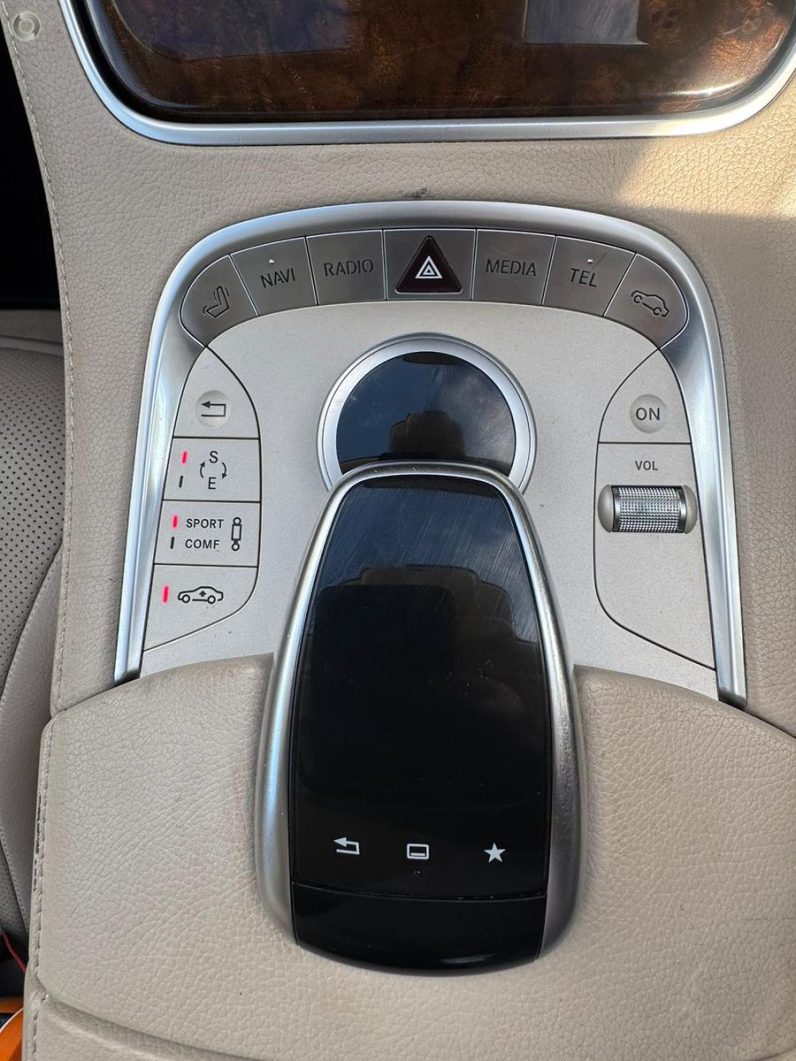 
								2015 Mercedes-Benz S-Class W222 S400 Hybrid Sedan 4dr 7G-TRONIC + 7sp 3.5 Hybrid full									