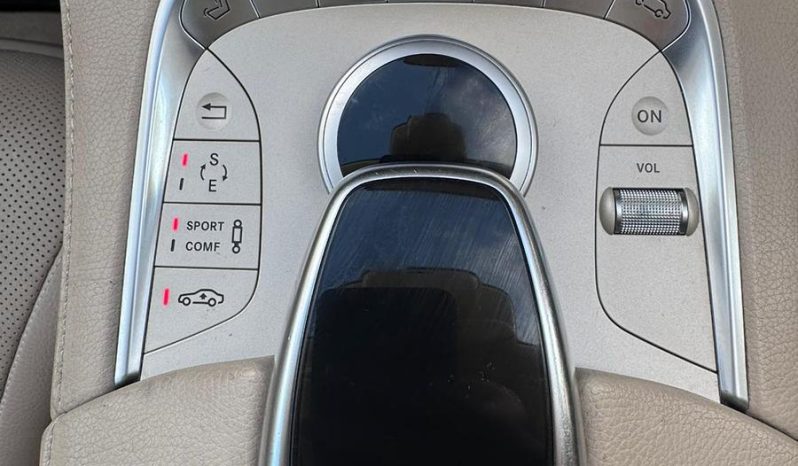 
								2015 Mercedes-Benz S-Class W222 S400 Hybrid Sedan 4dr 7G-TRONIC + 7sp 3.5 Hybrid full									