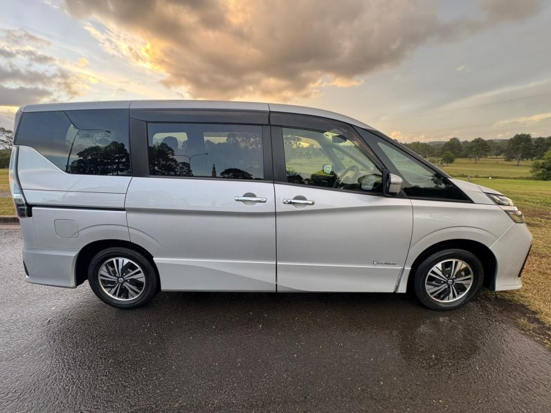 
								2021 Nissan serena full									