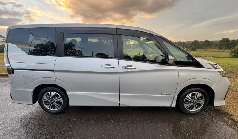 
								2021 Nissan serena full									