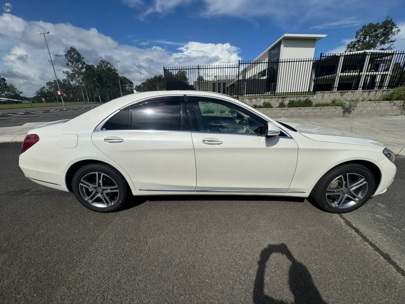 
								2015 Mercedes-Benz S-Class W222 S400 Hybrid Sedan 4dr 7G-TRONIC + 7sp 3.5 Hybrid full									